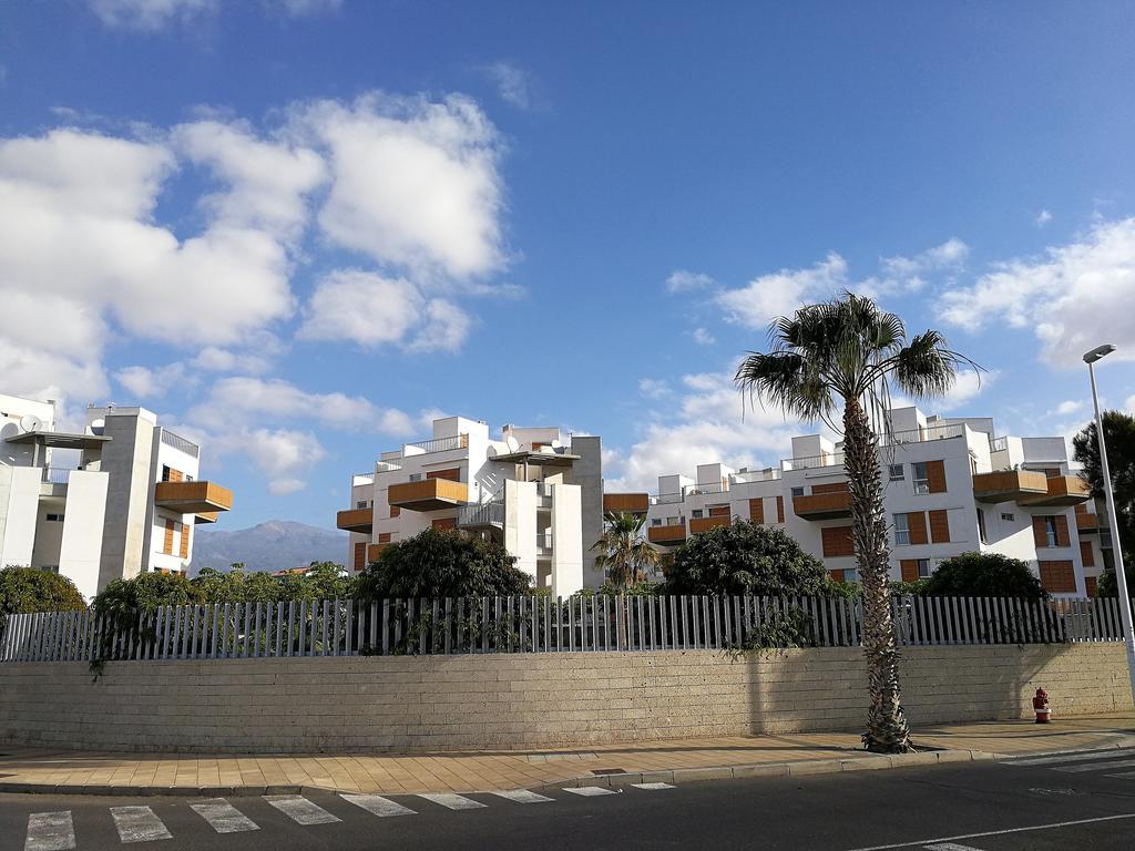 Alquilaencanarias-Medano Los Martines Beachfront A El Médano Exteriör bild